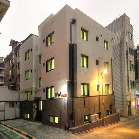 Hostel Kw Sinsa Seoul Exterior photo